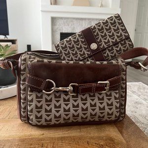 Michael Kors Matching Handbag & Wallet